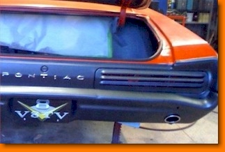 Exhaust thru the backup light holes - Way kewl!